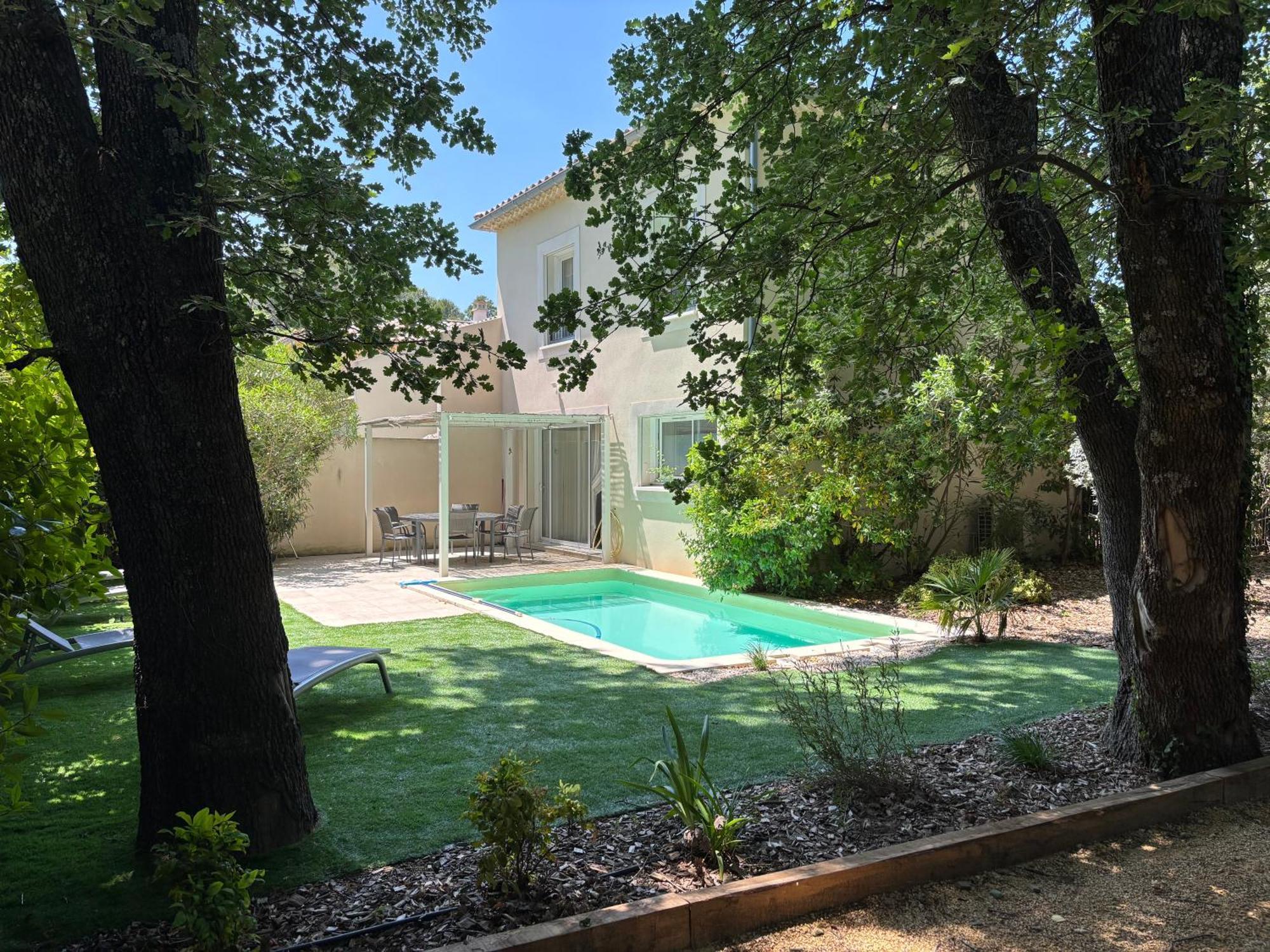 Les Jardins Du Castelas - Piscines, Jardins Et Spas Privatifs Uchaux Exterior foto